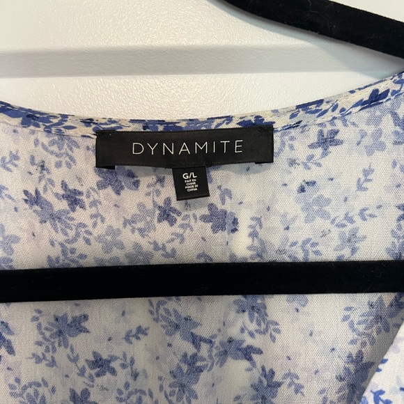 Dynamite Floral Blue and White Floral Midi Dress - Picture 2 of 6